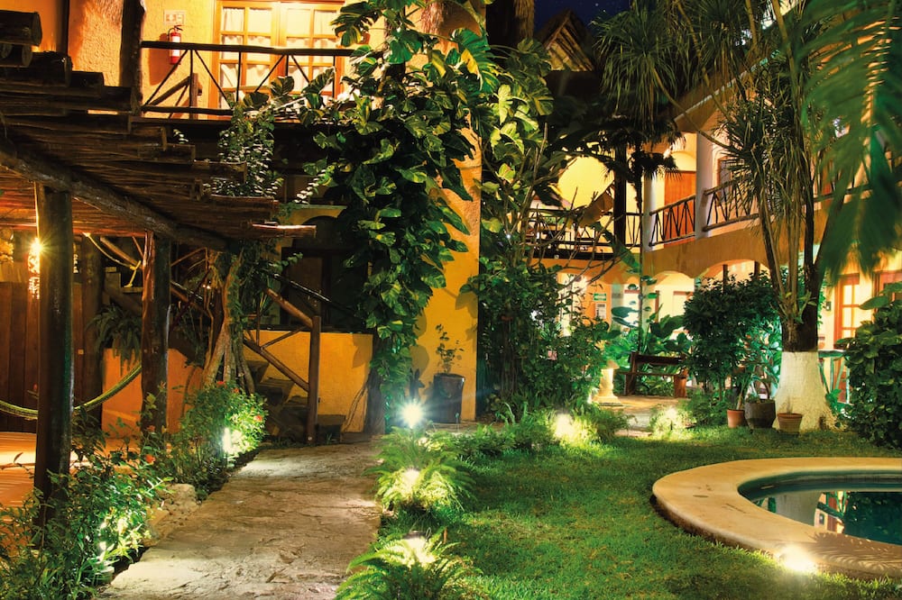 Hotel Bosque Caribe , 5th Av Zone