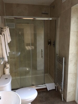 Chambre Double Classique | Salle de bain
