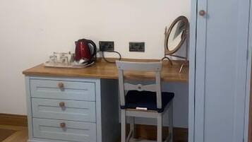 Suite, Ensuite (4 Persons) | 1 bedroom