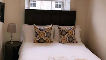 Iron/ironing board, free WiFi, bed sheets