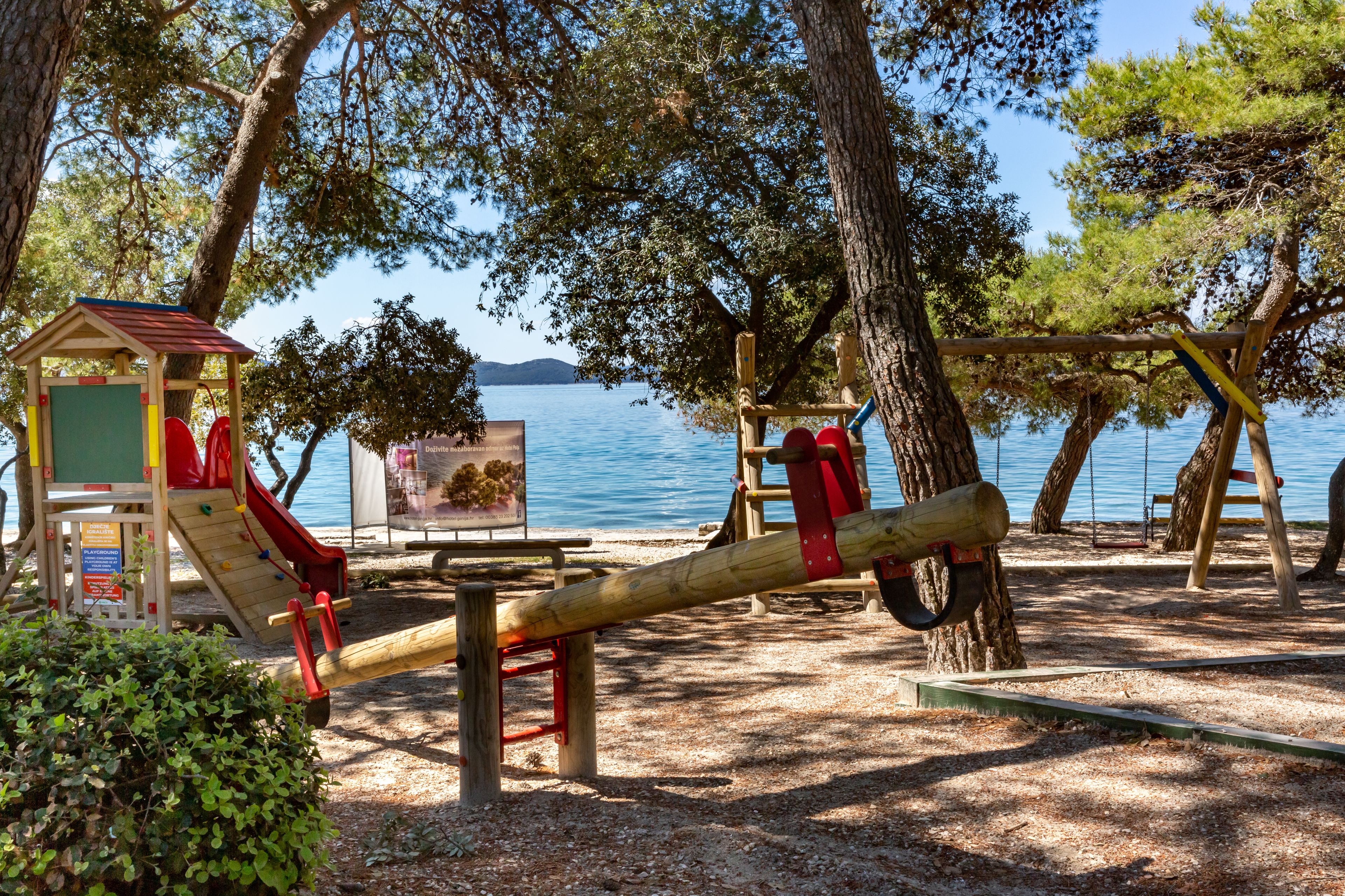 Children’s play area – outdoor