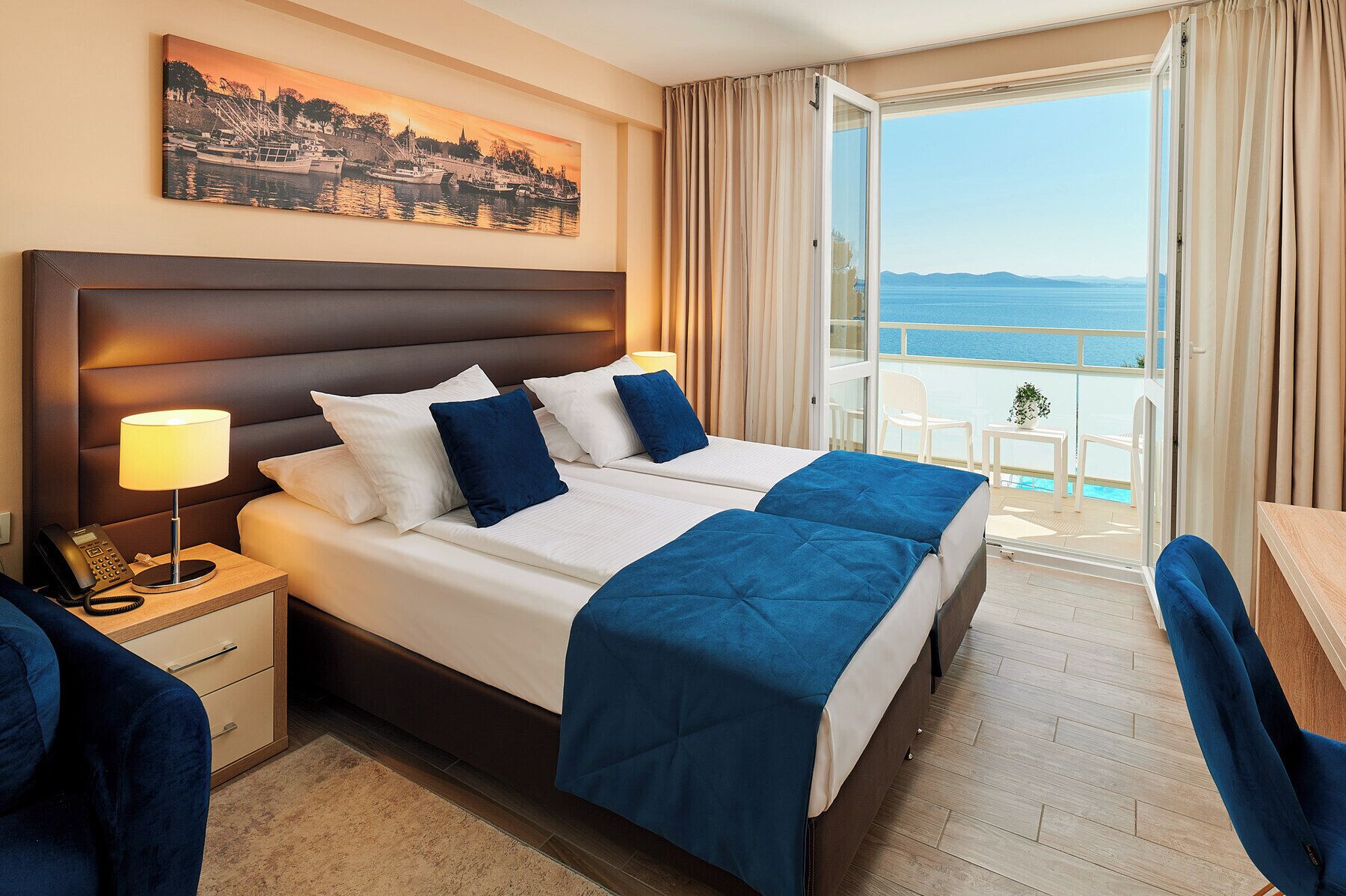 Photo - Hotel Pinija