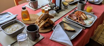 Falcon Crest Guest House