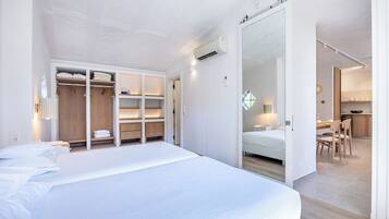 Villa, 3 Schlafzimmer (Duplex Golf) | Minibar, Zimmersafe, Schreibtisch, laptopgeeigneter Arbeitsplatz