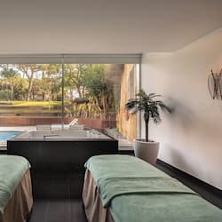 Couples treatment rooms, Turkish bath, body treatments, aromatherapy