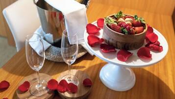 Frühstück, Mittagessen und Abendessen