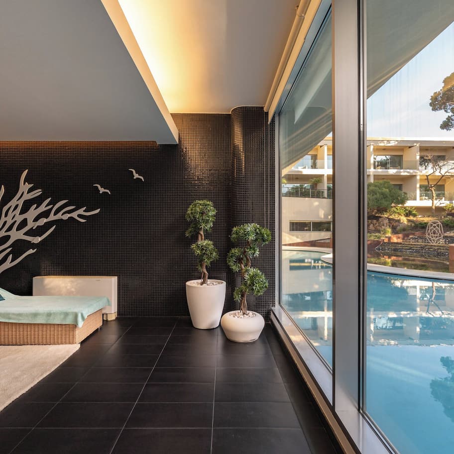 Couples treatment rooms, Turkish bath, body treatments, aromatherapy