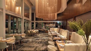 Se sirven desayunos, almuerzos y cenas