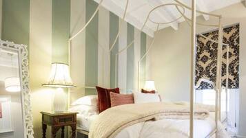 Aloe Garden Suite | 1 bedroom, Egyptian cotton sheets, premium bedding, down comforters