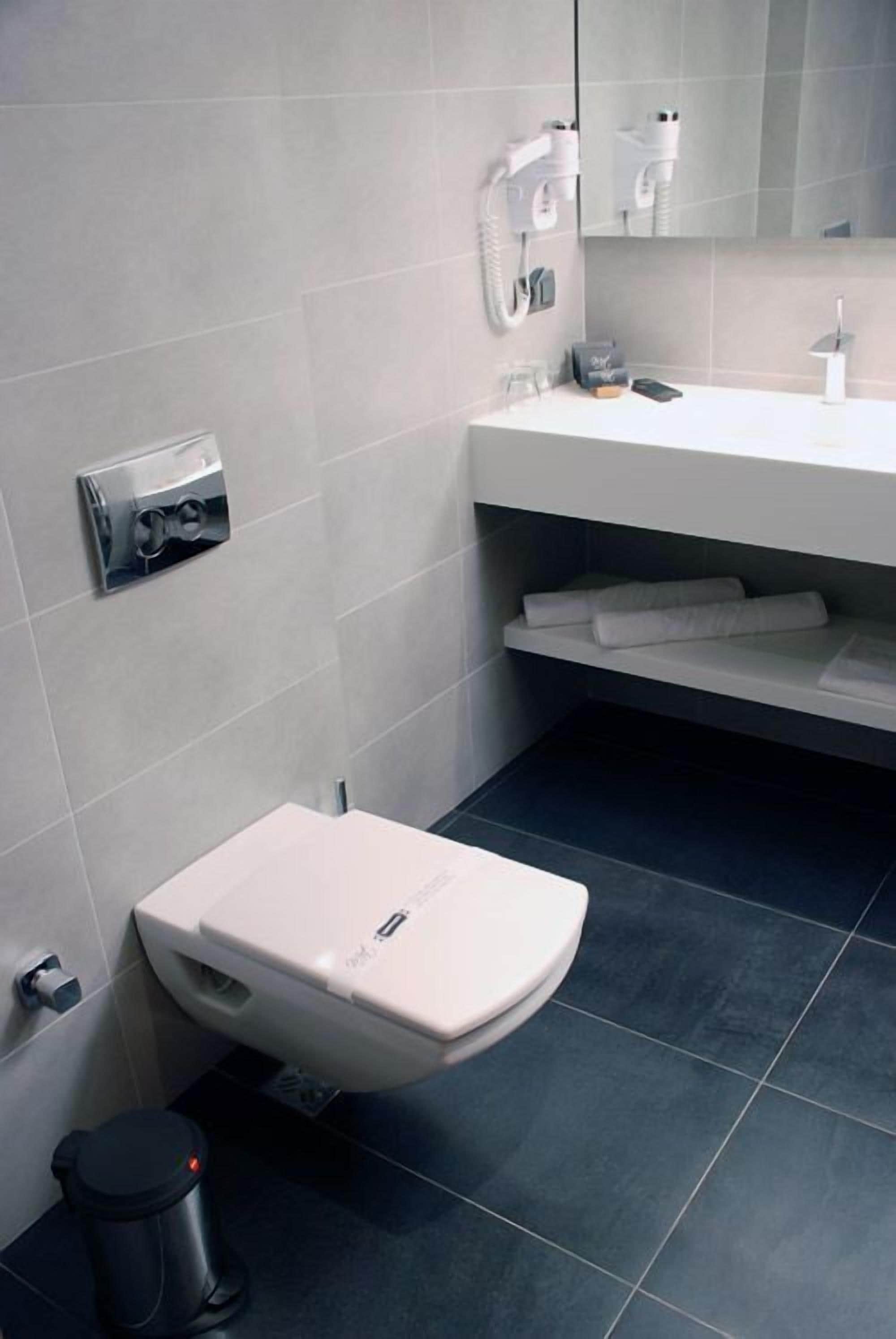 rainfall showerhead, free toiletries, hair dryer, bathrobes