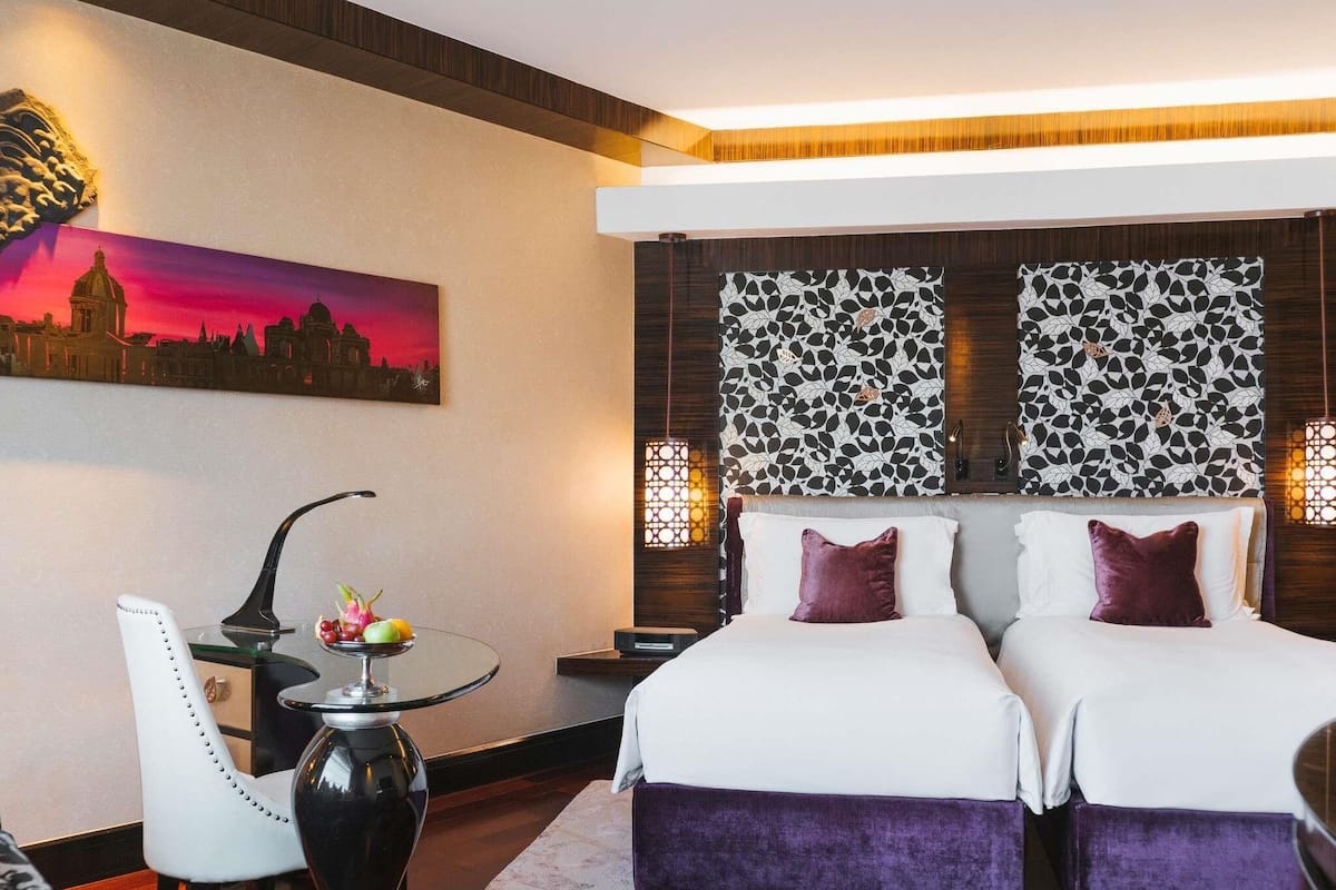 Room, 2 Twin Beds, Club Lounge Access | Premium bedding, down comforters, minibar, in-room safe