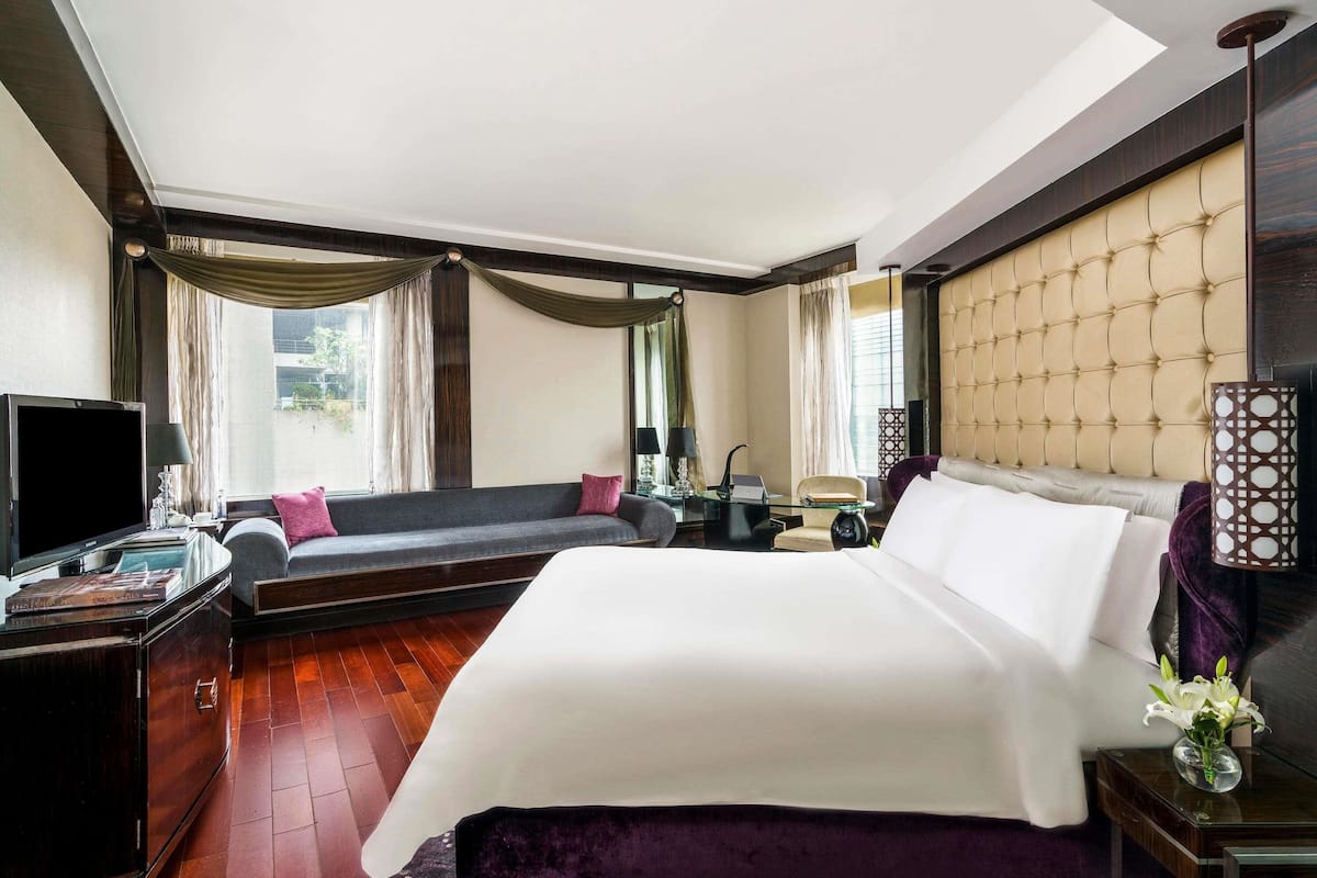Junior Suite, 1 King Bed