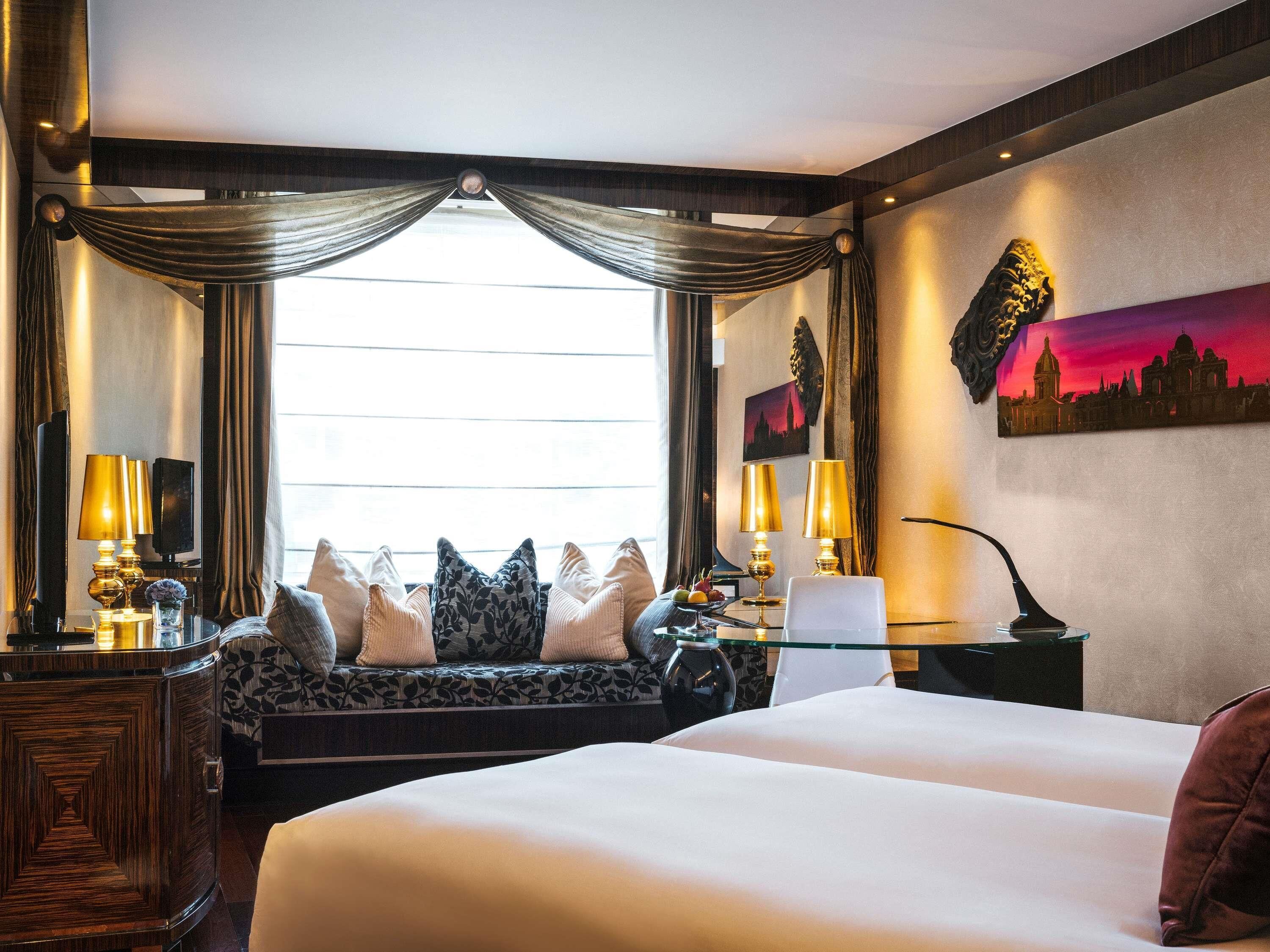 ห้องเอ็กเซกคิวทีฟทวิน, เตียงเดี่ยว 2 เตียง | เครื่องนอนระดับพรีเมียม, ผ้านวมขนเป็ด, มินิบาร์, ตู้นิรภัยในห้องพัก