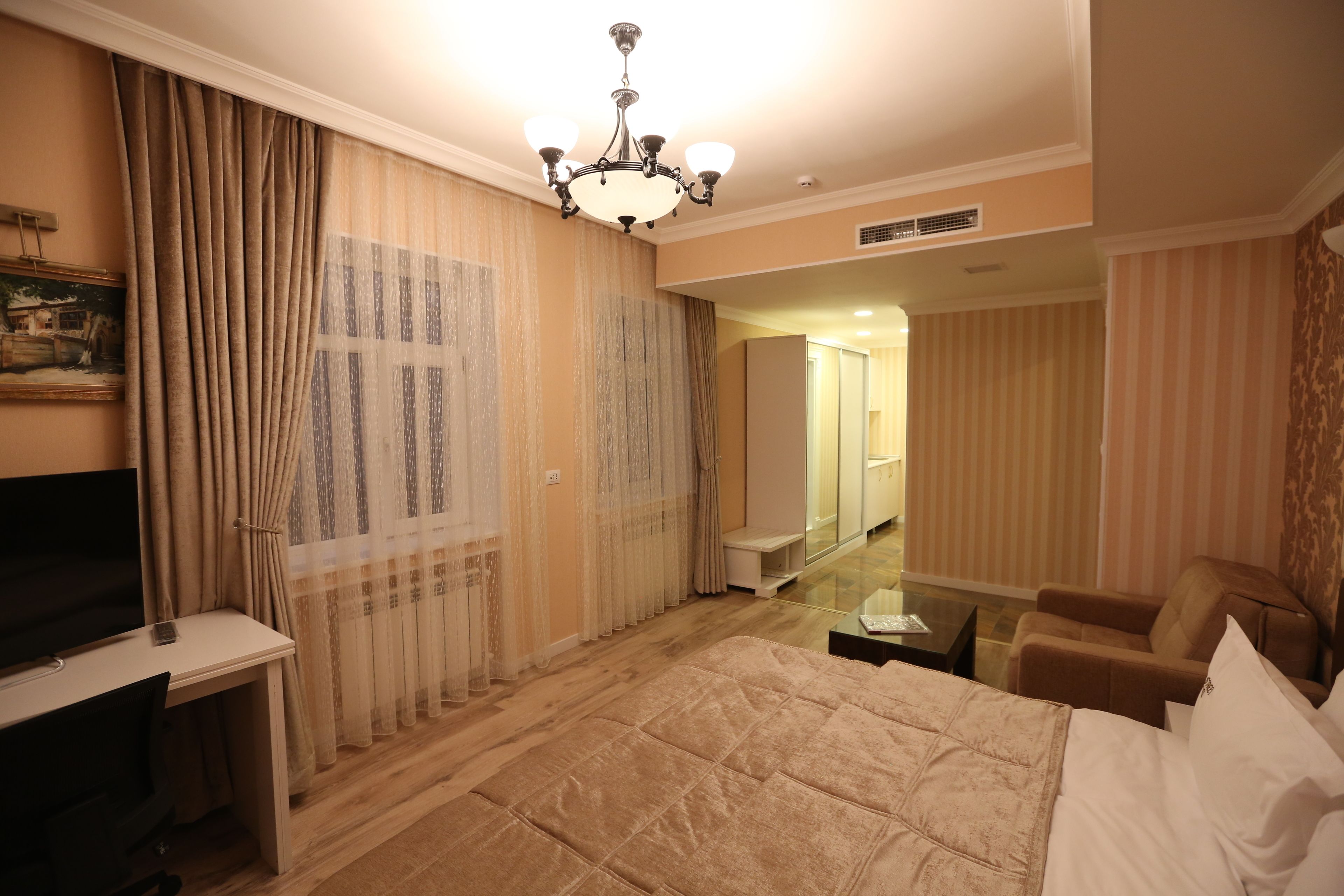 comfort double room, sea view | premium bedding, minibar, in-room safe, desk