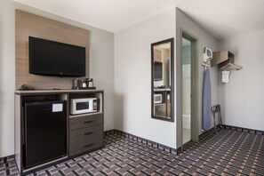 Room, 2 Double Beds, Pets Allowed