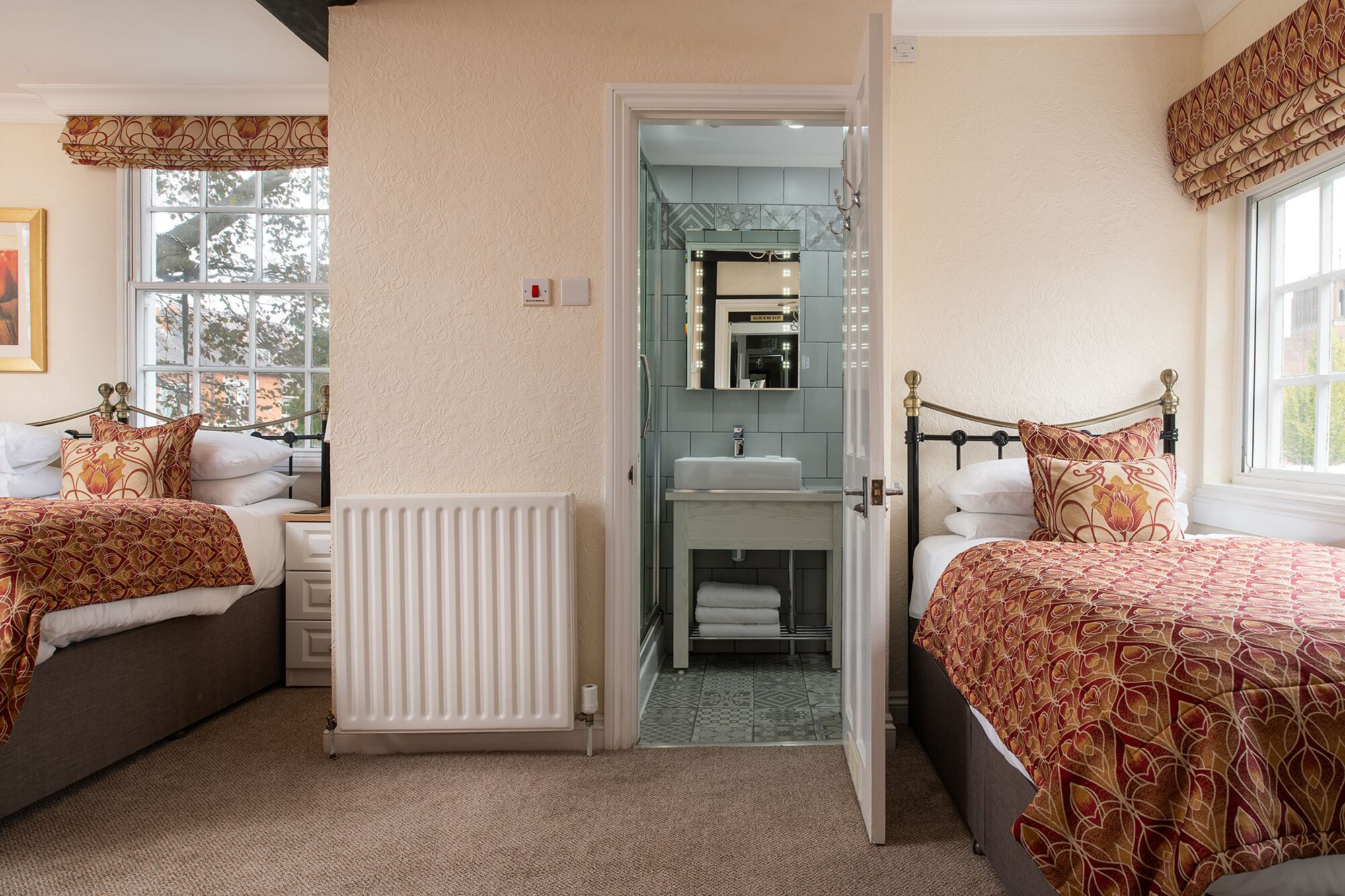 Photo - Springfield House - Birmingham Airport & NEC