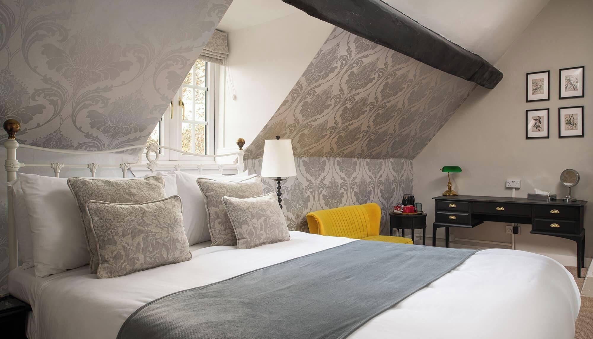 Deluxe Double or Twin Room
