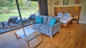 Luxury-Bungalow, Whirlpool (Wenlock Edge Garden Room)