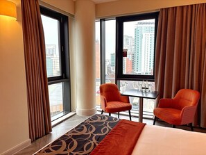 Executive Double Room, 1 Double Bed | Living area | TV - Clayton Hotel Cardiff (Cardiff)