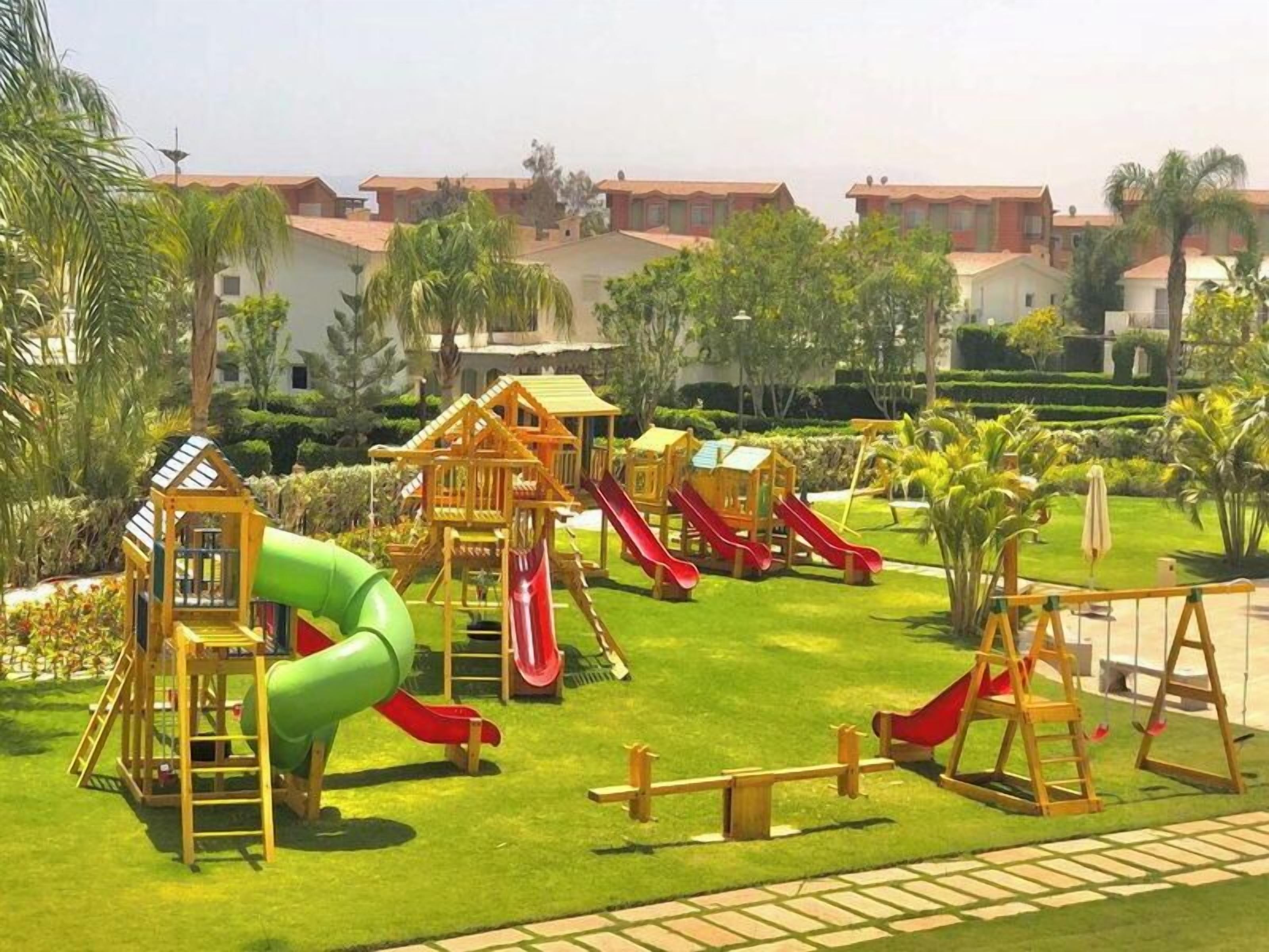children’s play area – outdoor