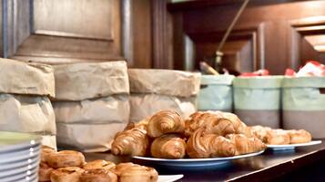 Free breakfast