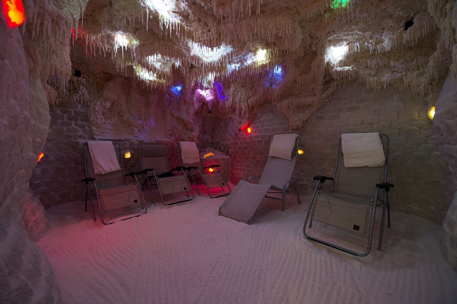 turkish bath/hammam, body treatments, aromatherapy, body wraps