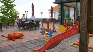 Children's play area - outdoor