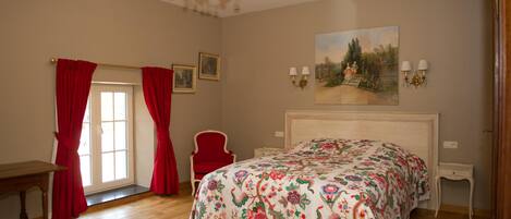 Sengetøy av topp kvalitet, dundyner og senger med Select Comfort-madrass