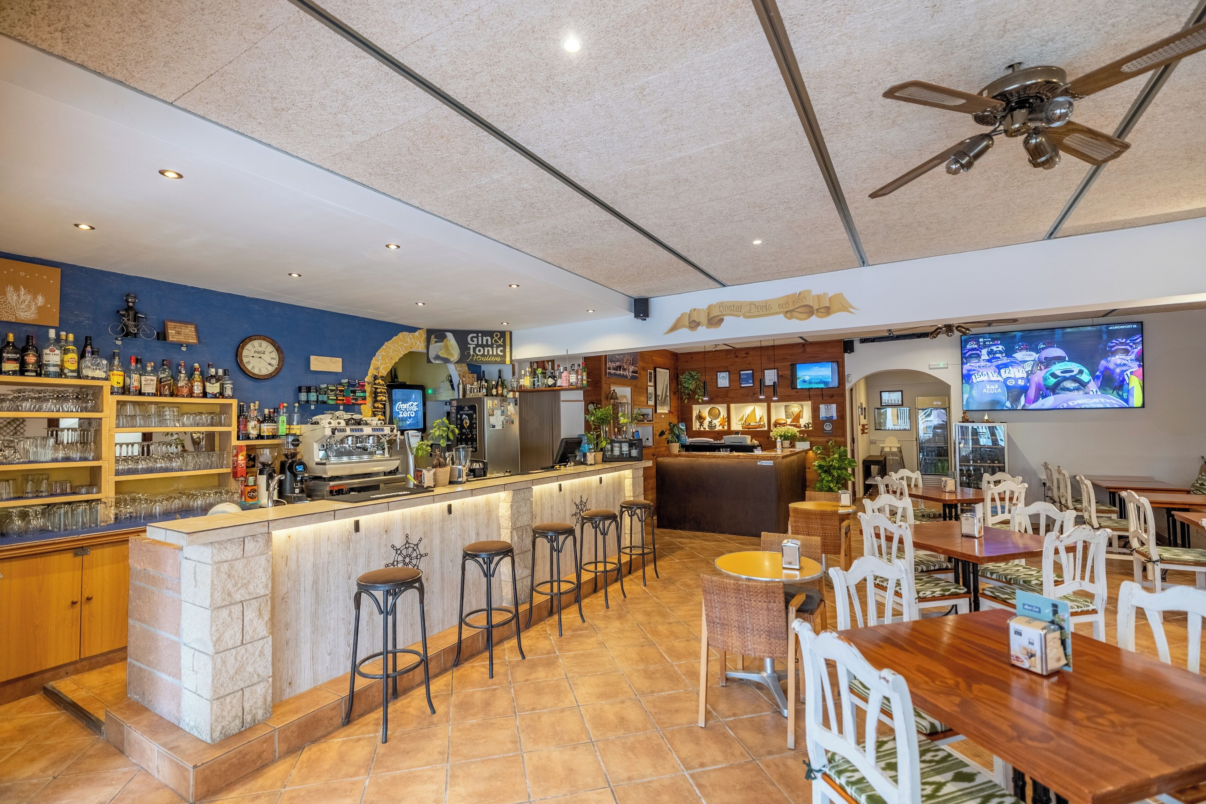 Photo - Hostal Doris - Adults Only