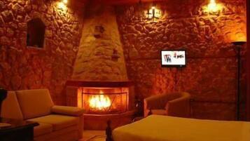 TV, fireplace, DVD player