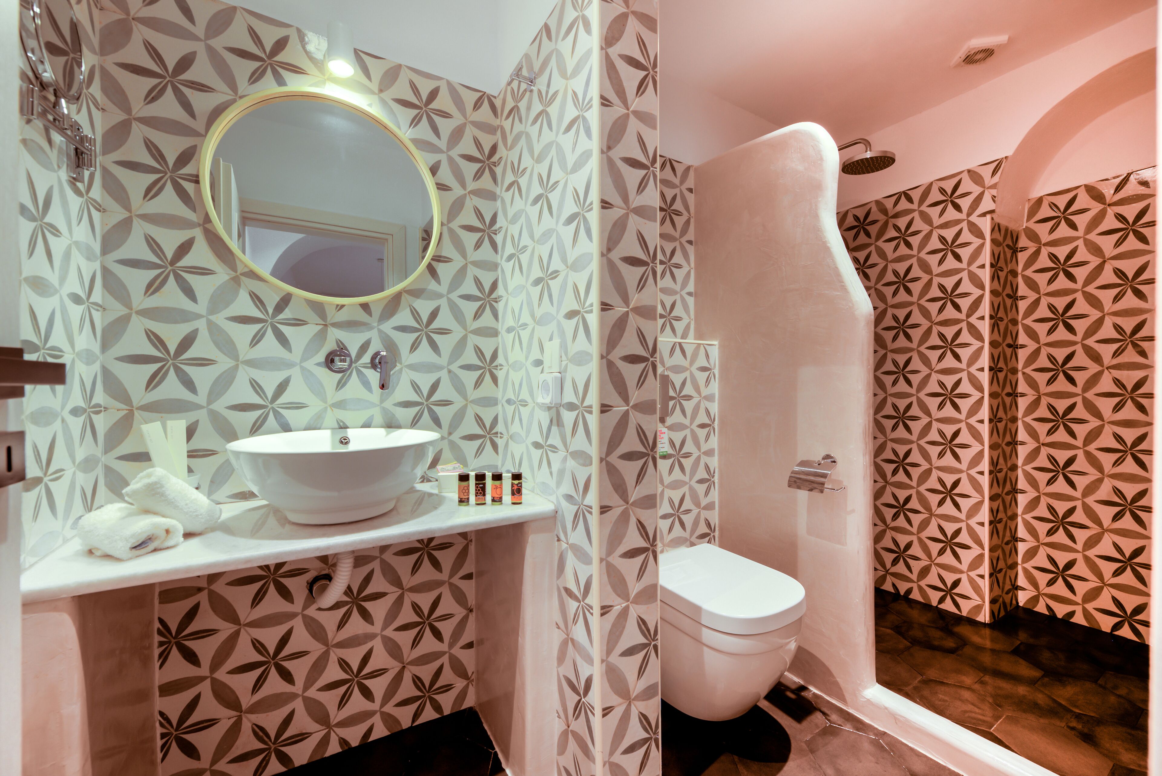 1 bedroom, in-room safe, soundproofing, free wifi