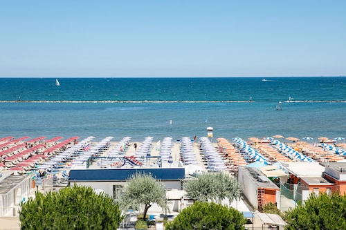 Hotel Promenade Universale