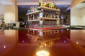 Snack bar