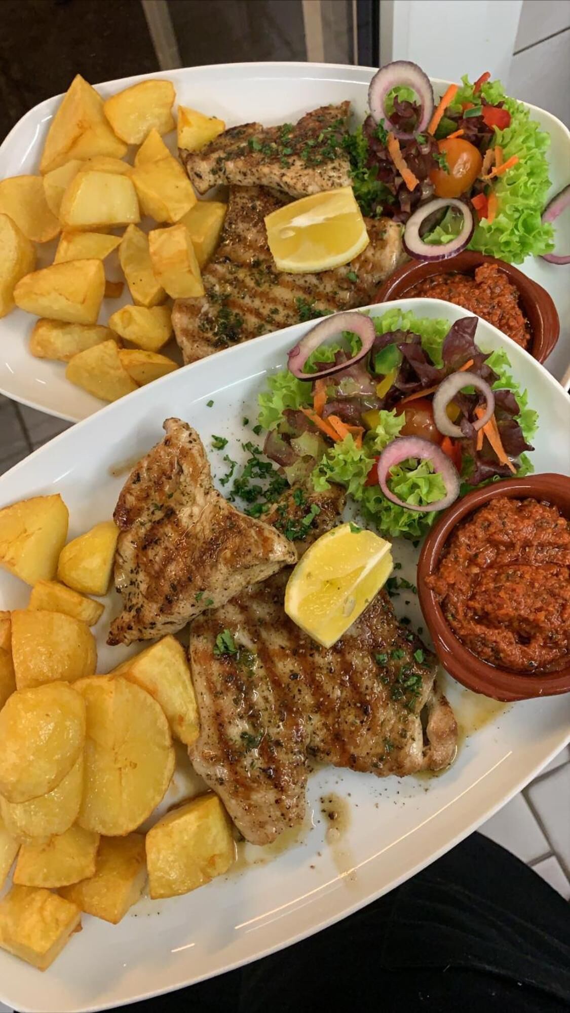 lunch and dinner served