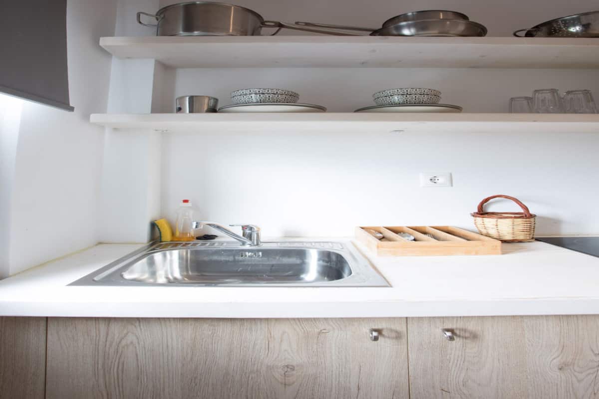 superior studio | private kitchen | fridge, electric kettle