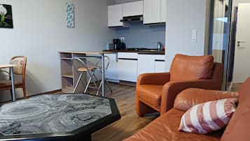 Standard Condo | In-room dining