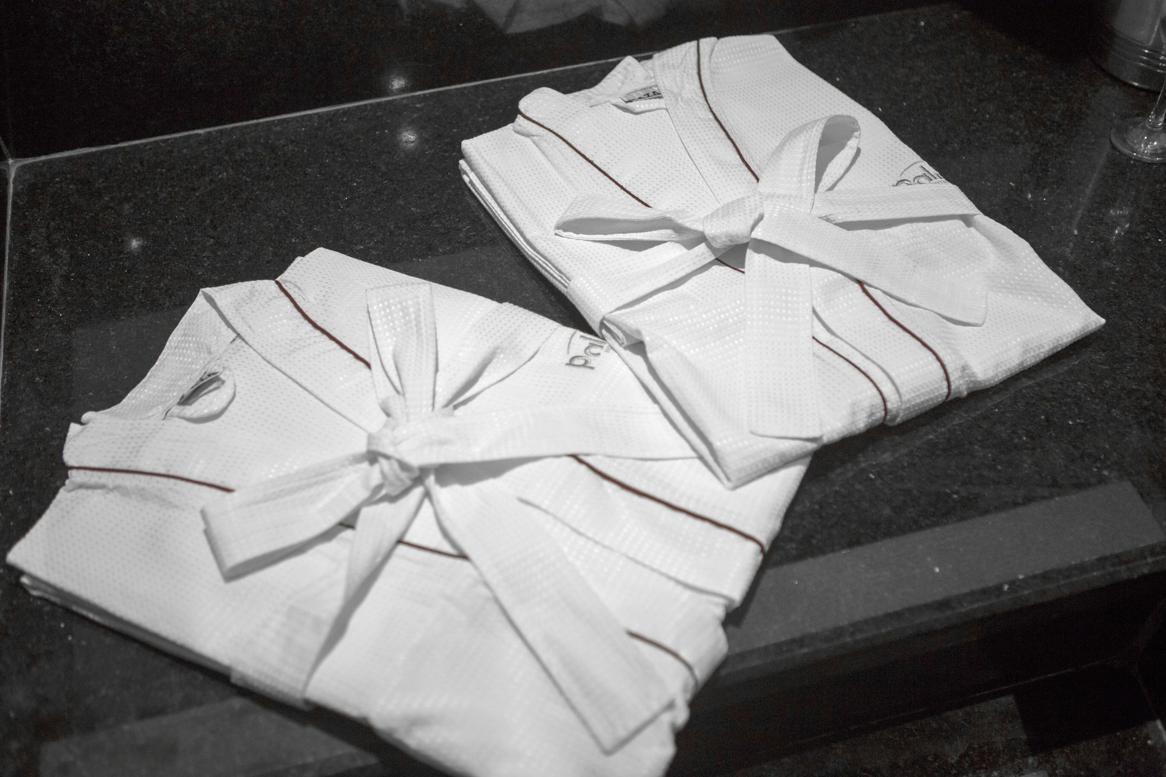 luxury double room, jetted tub (master) | minibar, in-room safe, free wifi, bed sheets