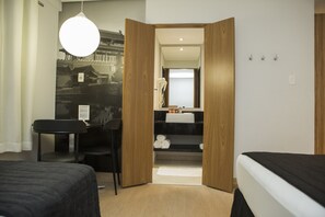 Deluxe Triple Room - Palais Hotel (Sao Vicente)