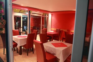 Dining - Vila Jadran (Bar)
