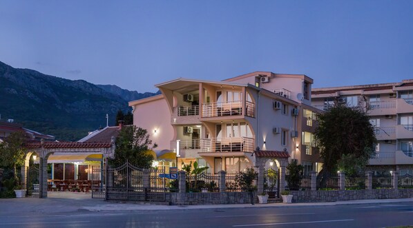 Exterior - Vila Jadran (Bar)