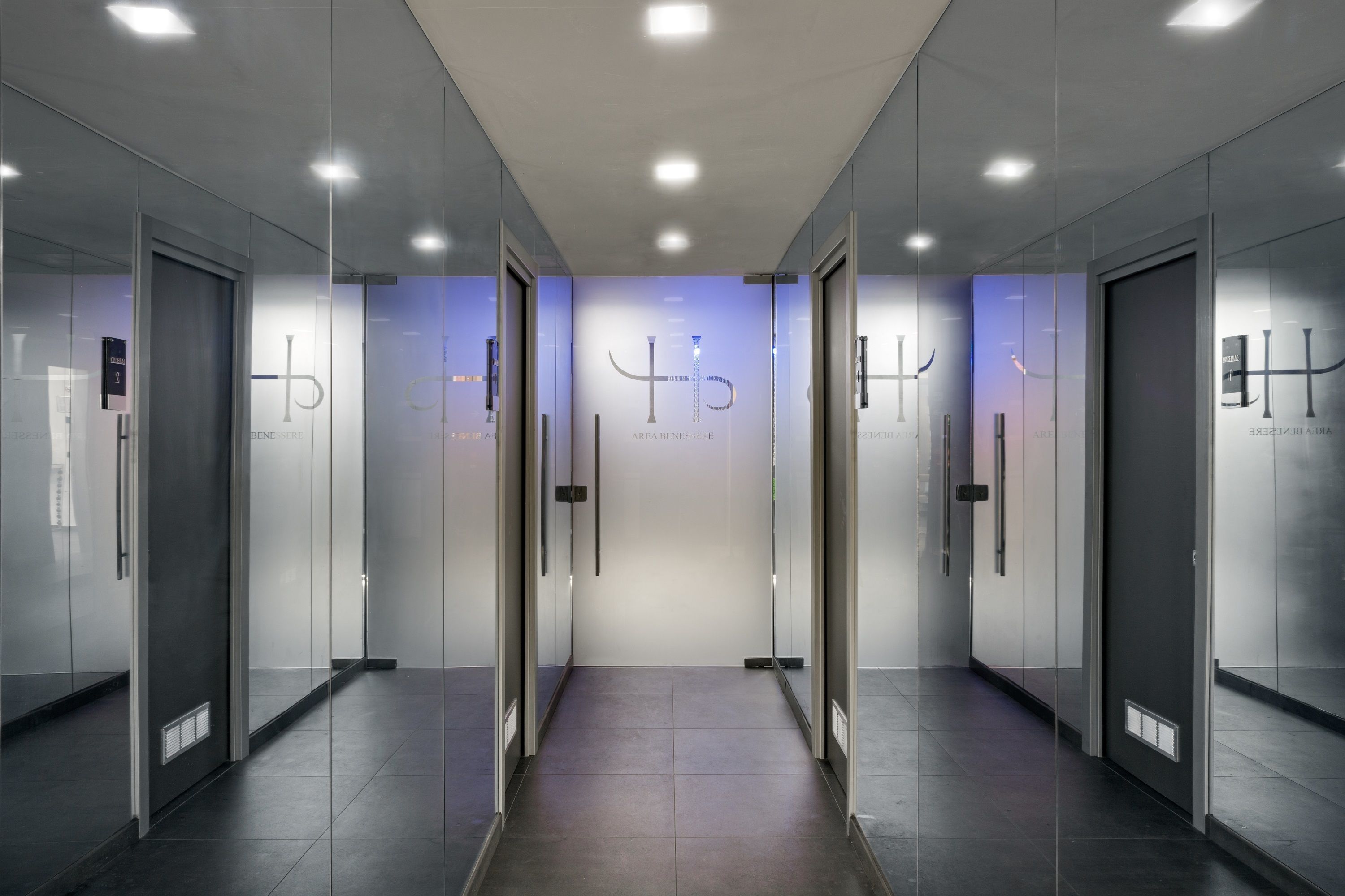 couples treatment room(s), sauna, hot tub, steam room