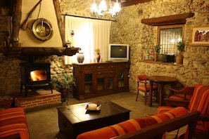 Living room - Posada Estrella Matutina (Fuentepelayo)