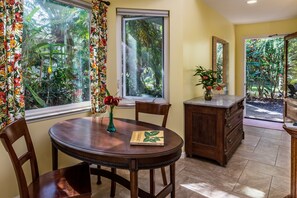 Bungalow, Ocean View