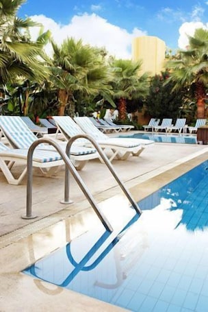 Outdoor pool. Solim Hotel