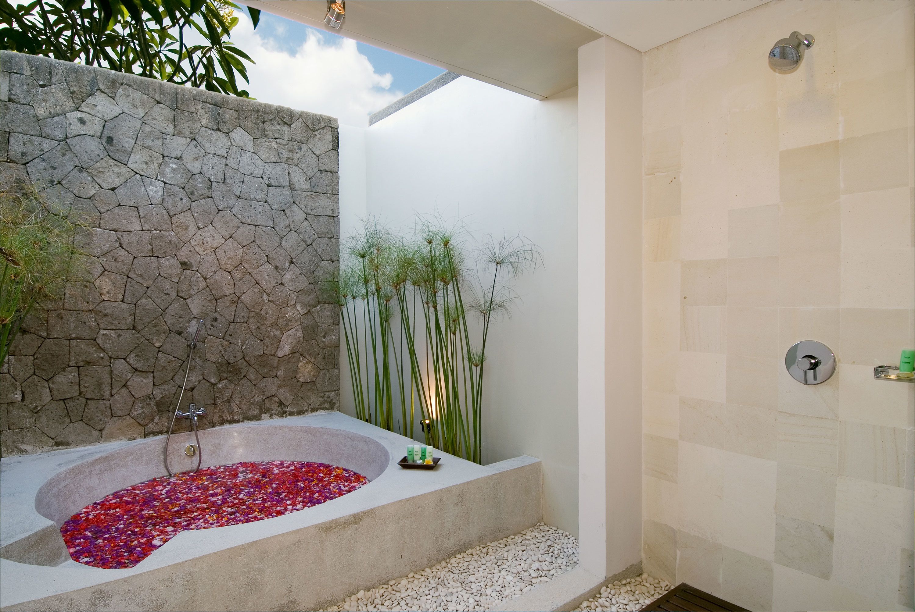 Villa, 1 Bedroom, Private Pool | Deep-soaking bathtub