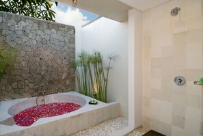 Villa, 1 habitación, alberca privada | Tina profunda