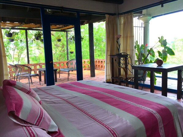Suite double | Premium bedding, down duvets, individually decorated