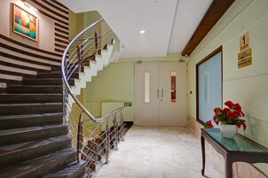 Handrails in stairways