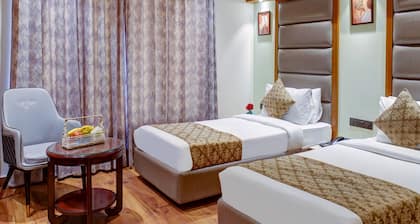 Hotel The Pearl - Newly Renovated in City Centre
