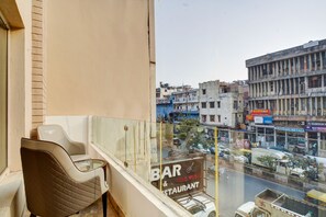 Executive Double or Twin room - Hotel The Pearl - Newly Renovated in City Centre (New Delhi)